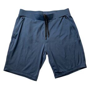 C30- 32 degree cool Men's Large Blue Athletic Shorts